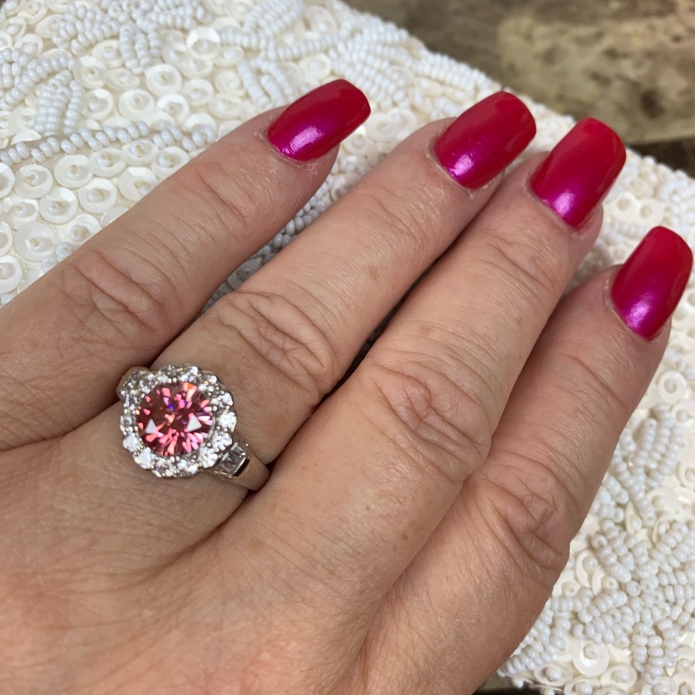 🌸Swarovski Pink Halo Ring🌸